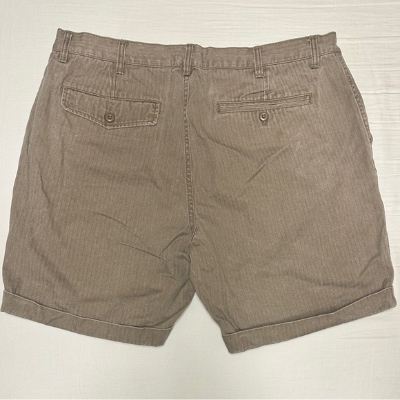 Taylor Stitch Stripe Shorts (Size: 38) - Picture 2 of 3